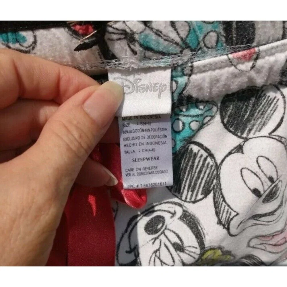 Disney Woman Lounge Pants Size S Cropped Mickey Minnie Donald Daisy Comfy